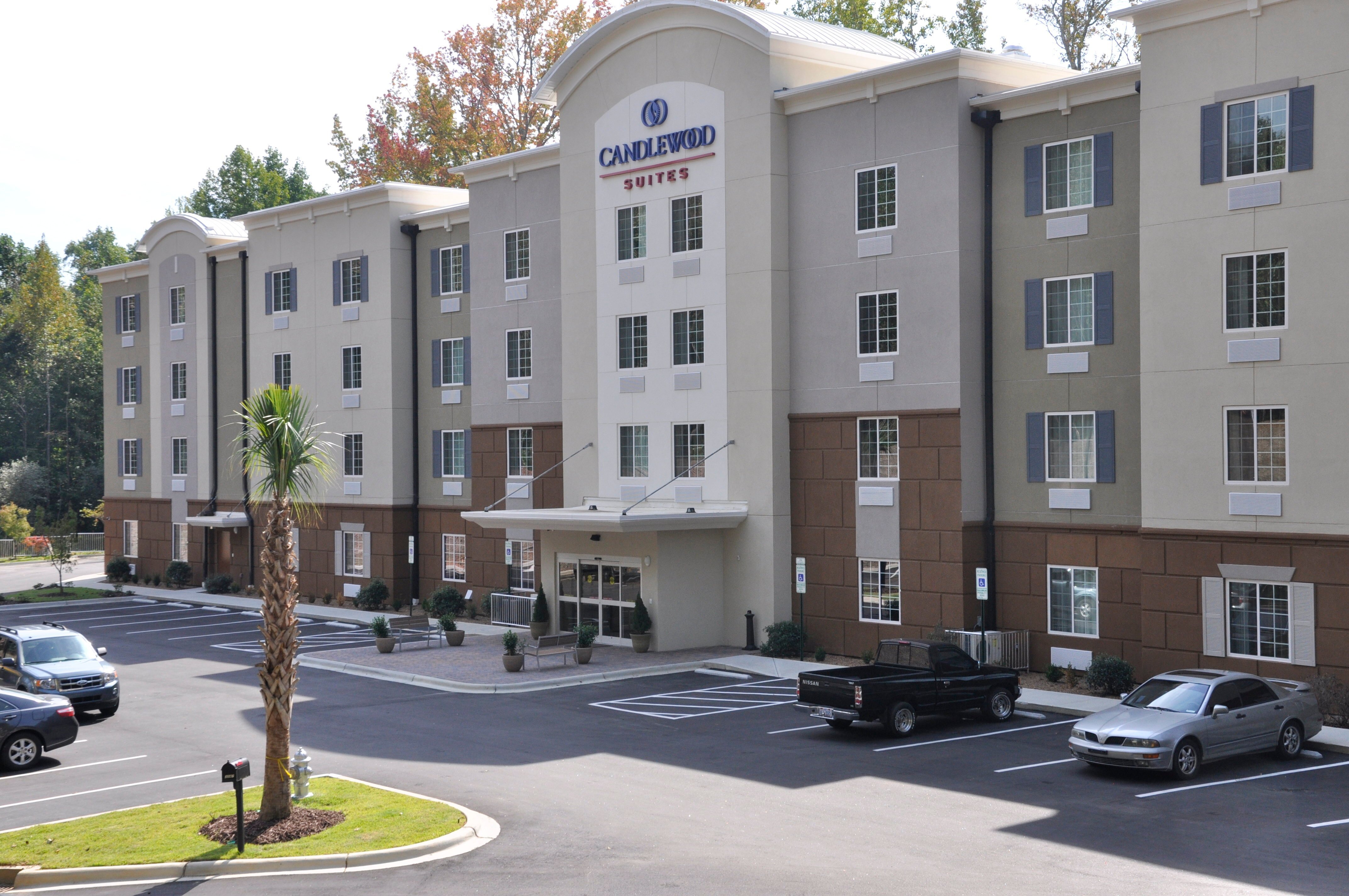 CANDLEWOOD SUITES MOORESVILLE LAKE NORMAN NC 101 1 3 3 Updated   Exterior View We Are 