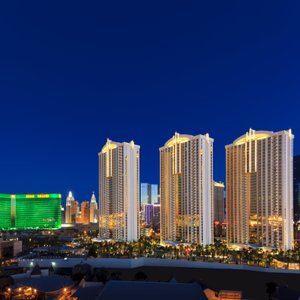 The Signature at MGM Grand