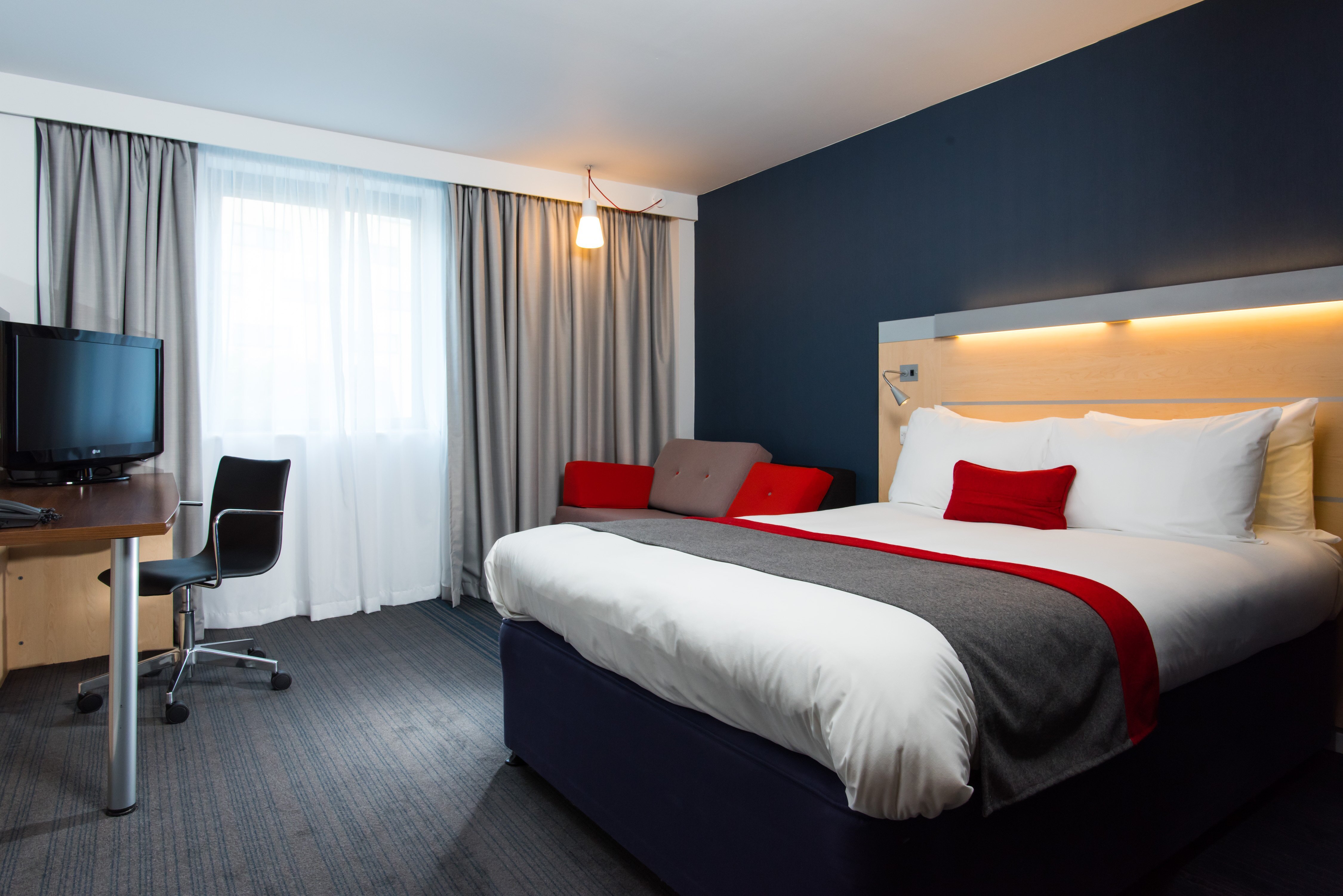 HOLIDAY INN EXPRESS LEEDS CITY CENTRE AN IHG HOTEL Updated 2023   Enjoy A Great Night S 