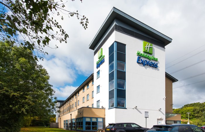 HOLIDAY INN EXPRESS SWINDON WEST, AN IHG HOTEL - Updated 2023