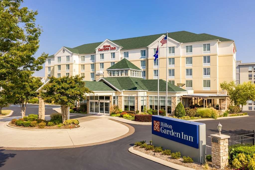 HILTON GARDEN INN CHATTANOOGA / HAMILTON PLACE $129 ($̶1̶4̶2̶ ...