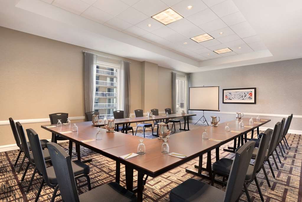 Hotel photo 90 of Hilton Garden Inn Chicago Downtown/Magnificent Mile.