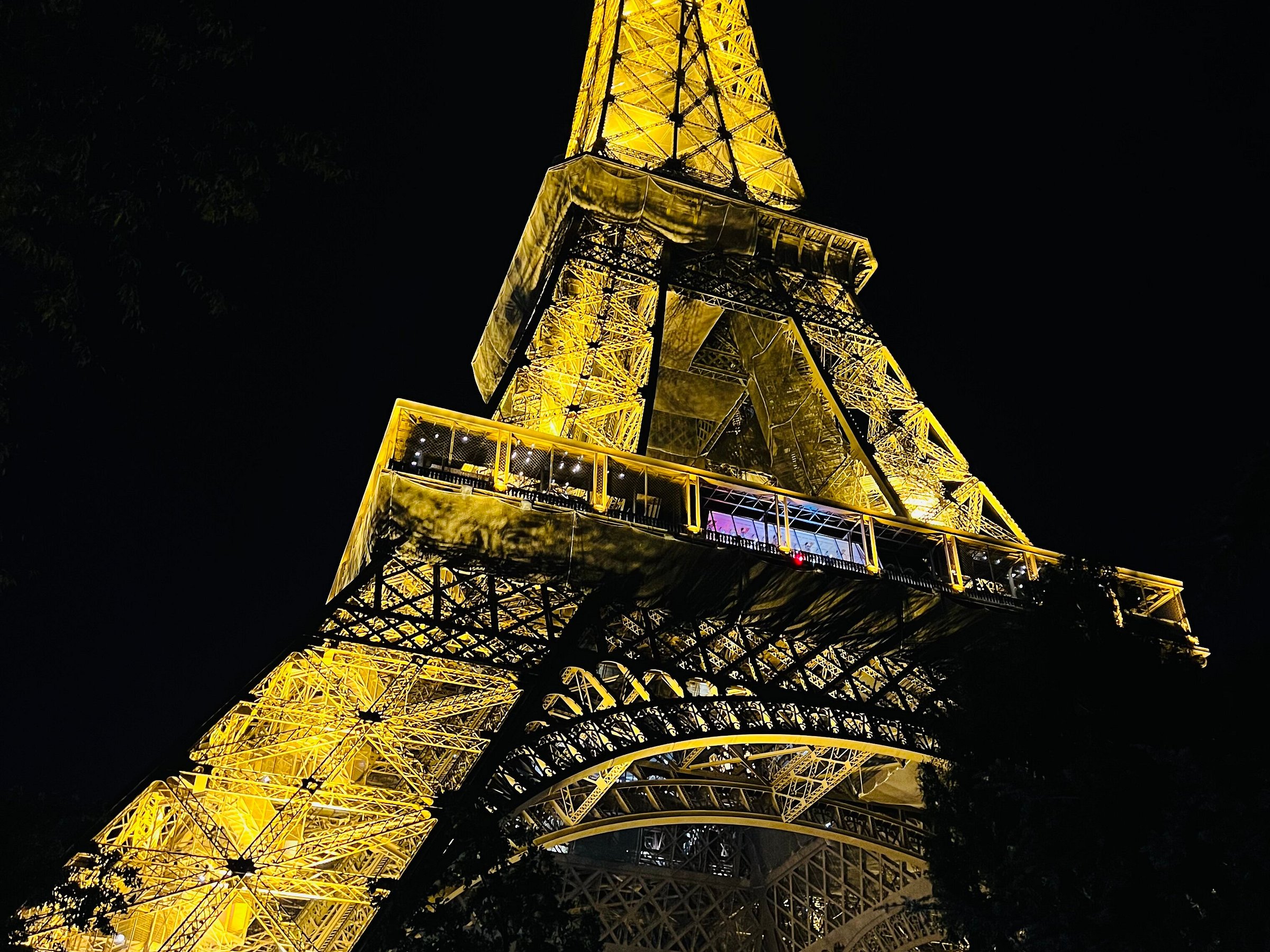 wonder meets and tours eiffel tower