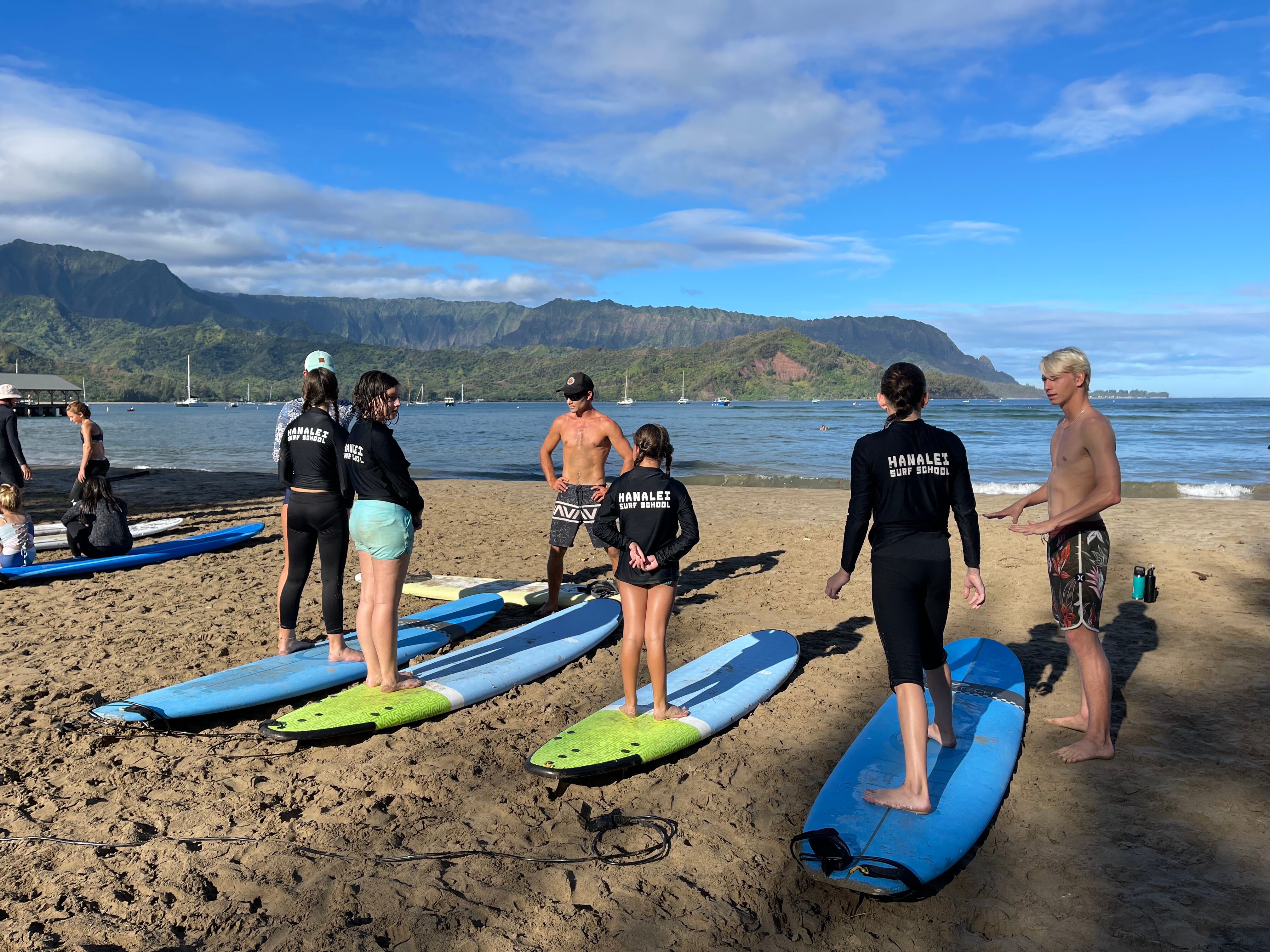 hanalei bay surfing for beginners