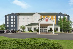 Hilton Garden Inn Kitchener in Cambridge, image may contain: Hotel, Inn, City, Condo