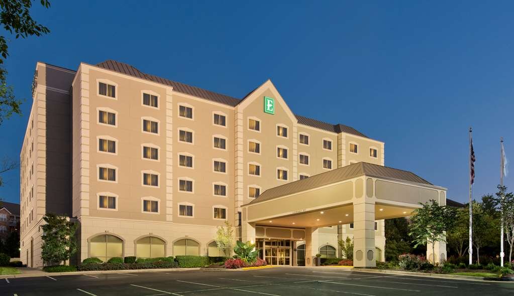Hotel photo 83 of Embassy Suites by Hilton Dulles Airport.