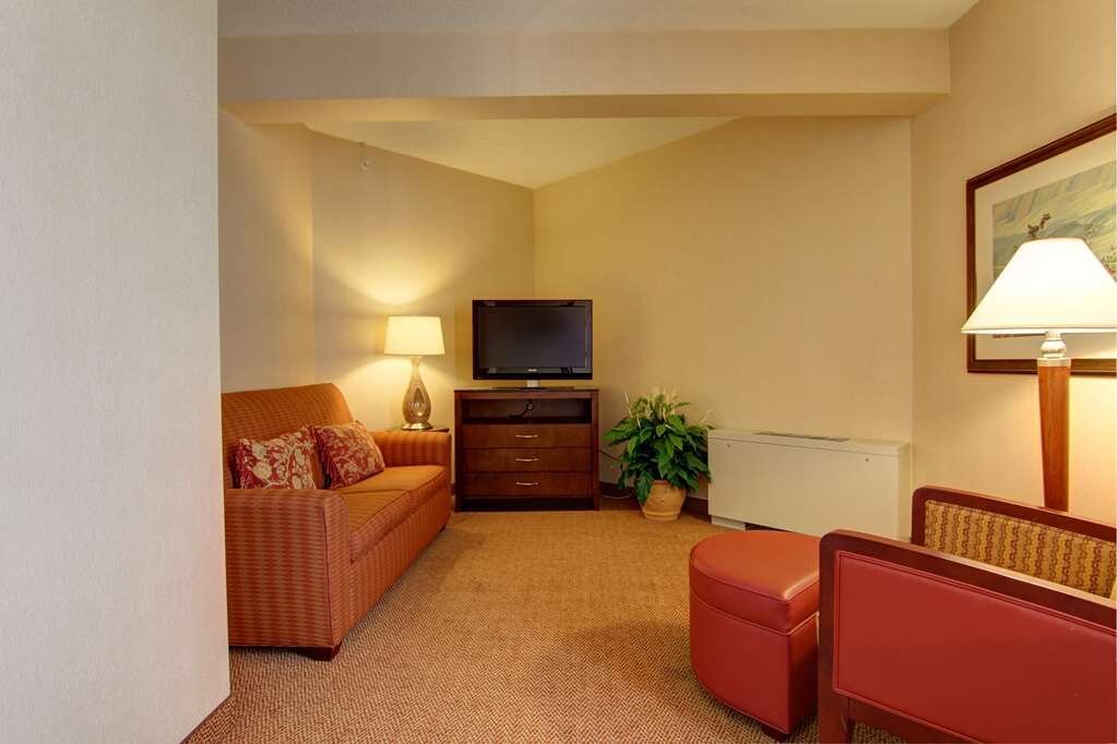 Hilton Garden Inn Calgary Airport (C̶$̶1̶8̶7̶) C$133 - UPDATED Prices ...