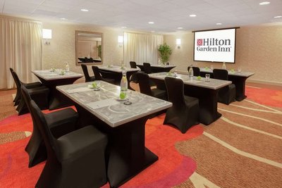 Hotel photo 5 of Hilton Garden Inn Pittsburgh University Place.