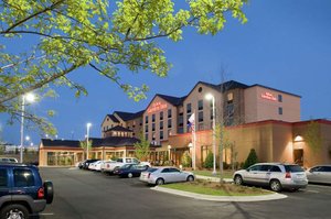 Hilton Garden Inn Pensacola Airport - Medical Center in Pensacola, image may contain: Neighborhood, City, Urban, Street