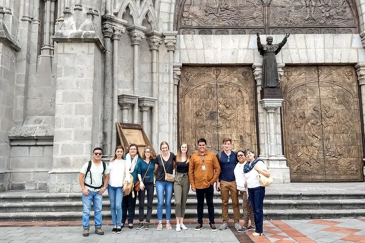 2024 Quito Half Day Tour Walking Through The City Of Quito   Caption 