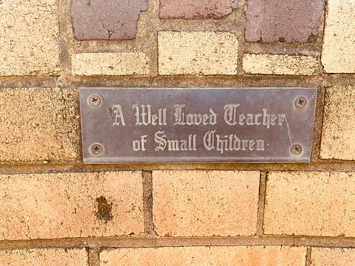tourist attractions griffith nsw