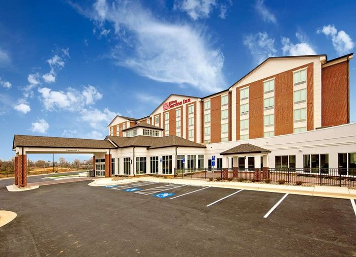 HILTON GARDEN INN MARTINSBURG $122 ($̶1̶5̶4̶) - Updated 2023 Prices ...