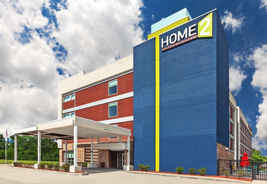 HOME2 SUITES BY HILTON GONZALES $129 ($̶1̶4̶4̶) - Updated 2023