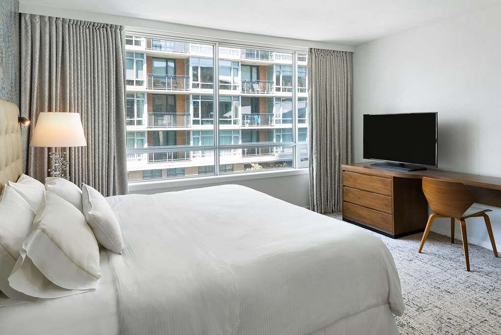 HILTON VANCOUVER DOWNTOWN $192 ($̶2̶1̶2̶) - Updated 2024 Prices