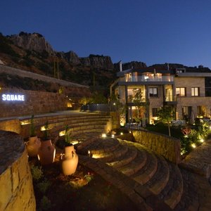 V Square Resort