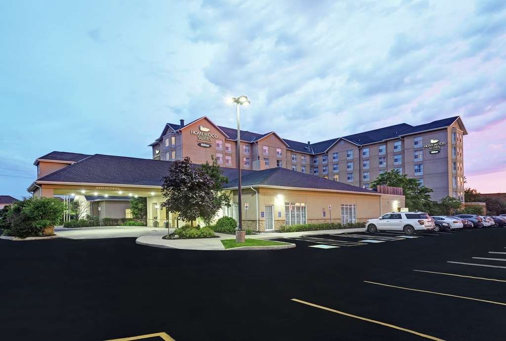 HOMEWOOD SUITES BY HILTON CAMBRIDGE-WATERLOO, ONTARIO $143 ($̶2̶0̶8̶ ...