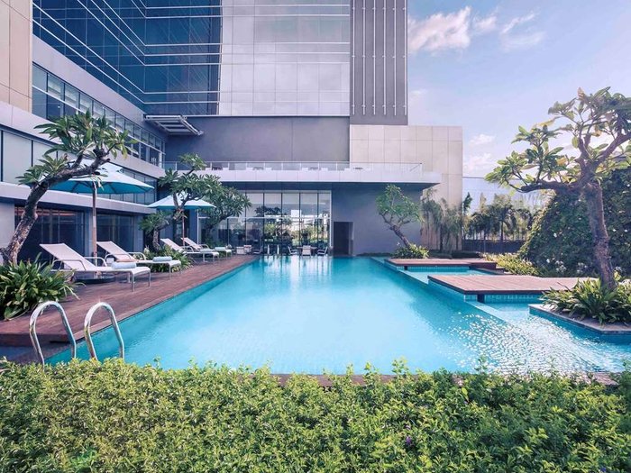 Mercure Jakarta Pantai Indah Kapuk Pool Pictures & Reviews - Tripadvisor