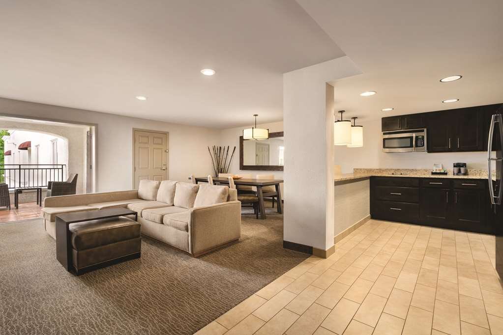 Hotel photo 1 of Homewood Suites by Hilton Tucson/St. Philip's Plaza University.
