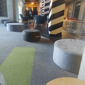 Scenic Lobby and ever engaging staff to help you in even the busiest situations.
