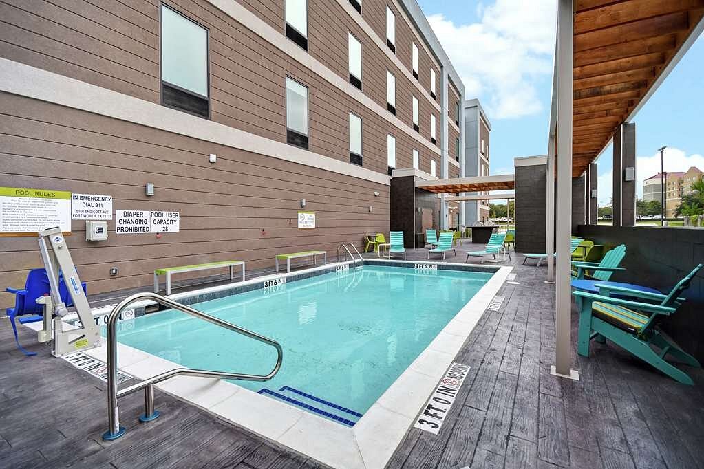 Home2 Suites by Hilton Fort Worth Fossil Creek Pool Pictures & Reviews -  Tripadvisor