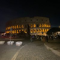 night tour of rome with isuf