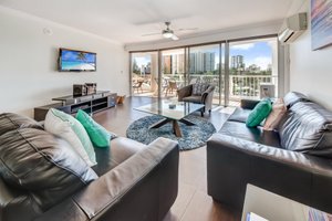 Room & Suite