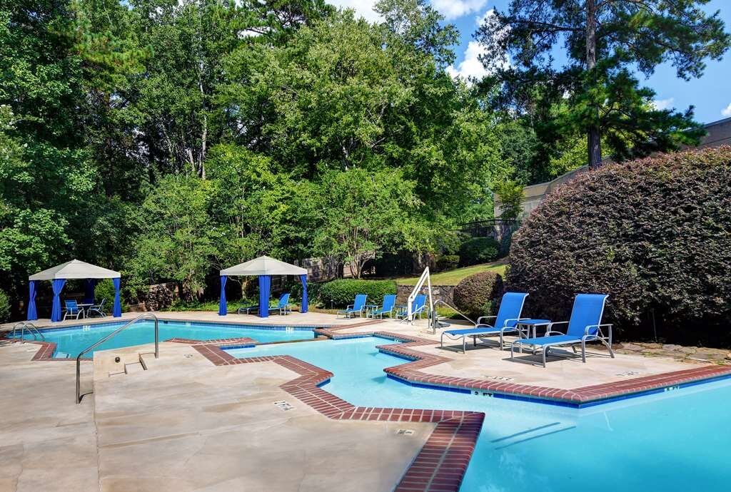 Hilton Peachtree City Atlanta Hotel & Conference Center Pool Pictures ...