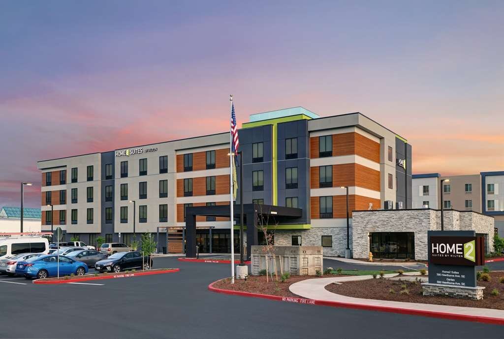 HOME2 SUITES BY HILTON SALEM Updated 2023 Prices & Hotel Reviews (Oregon)