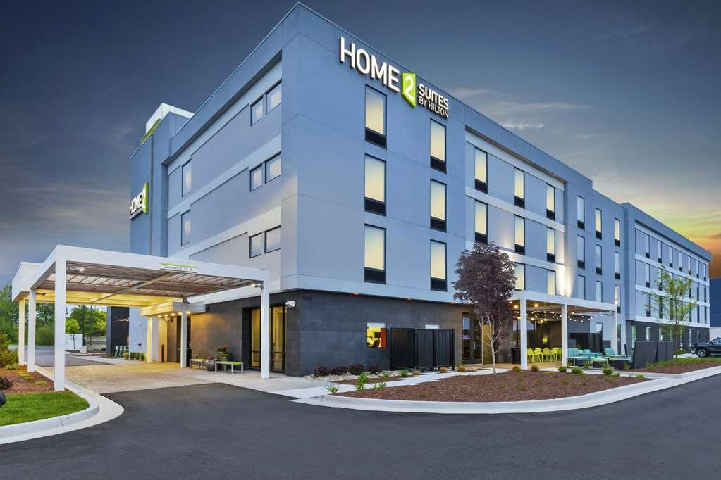 home 2 suites holland mi