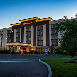 east rutherford nj hotels near meadowlands