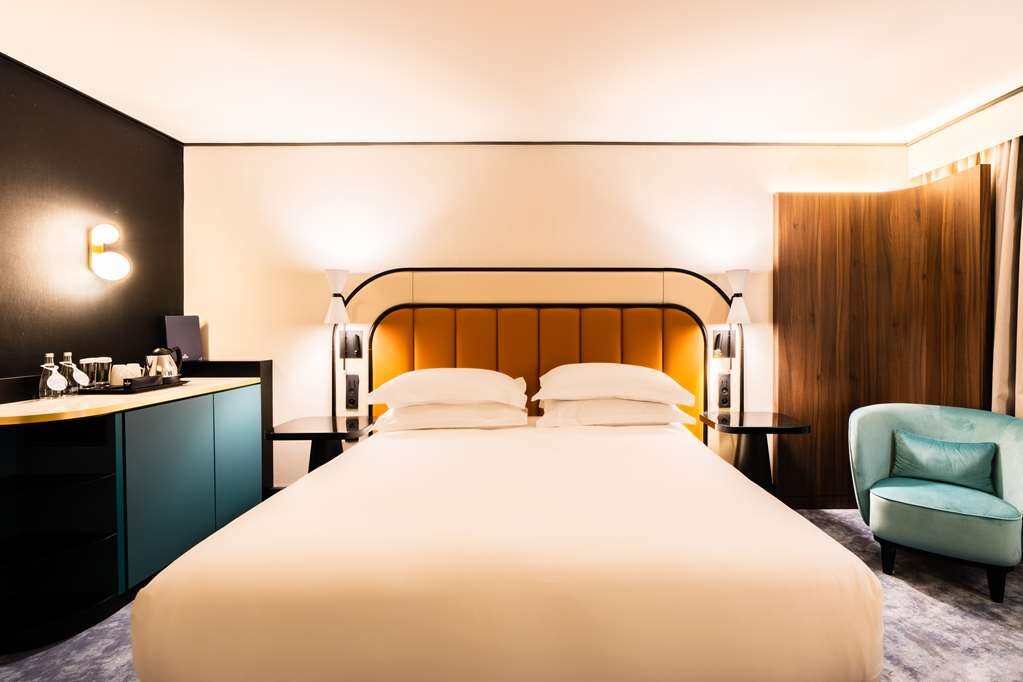 Hilton Paris La Defense Hotel : Tarifs 2023 Et 222 Avis