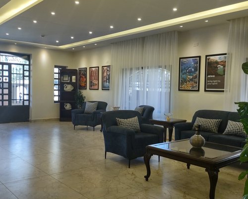 Black Iris Hotel