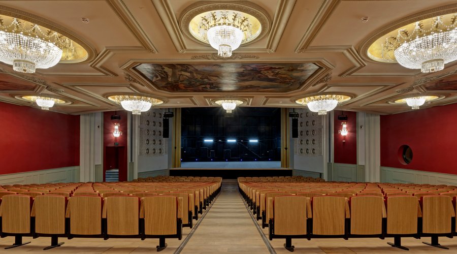 Teatro Albeniz Madrid within the UMusic Hotel Madrid