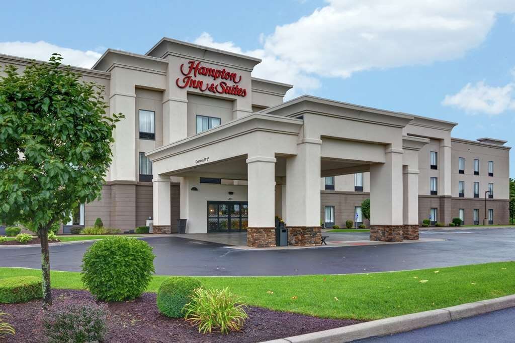 HAMPTON INN & SUITES NEW HARTFORD $135 ($̶1̶8̶6̶) - Updated 2023 Prices ...