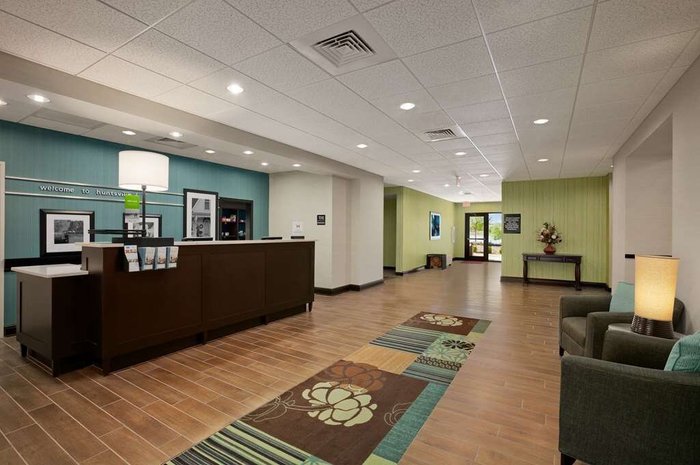 HAMPTON INN & SUITES HUNTSVILLE RESEARCH PARK AREA $126 ($̶1̶5̶0̶ ...