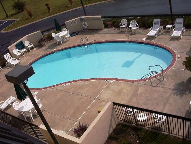 Hampton Inn Dyersburg Pool Pictures & Reviews Tripadvisor