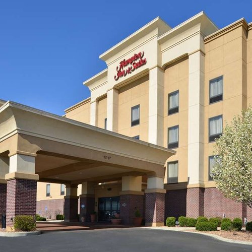 THE 10 BEST Muncie Hotel Deals (Jul 2023) - Tripadvisor