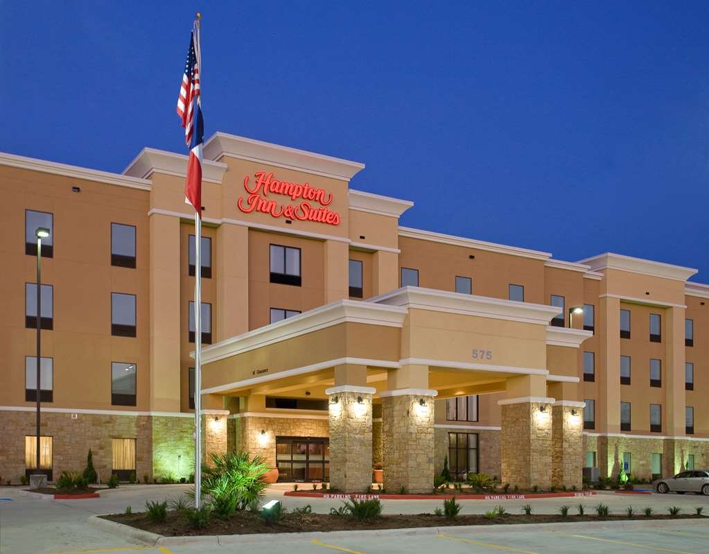 HAMPTON INN & SUITES NEW BRAUNFELS $105 ($̶1̶1̶4̶) - Updated 2023 ...