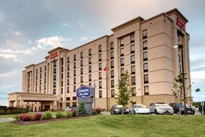 Hampton Inn & Suites by Hilton Halifax - Dartmouth in Dartmouth, image may contain: Hotel, Inn, Office Building, City