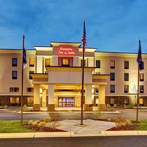 THE 10 BEST Hotels in Lansing, MI 2023 (from $79) - Tripadvisor