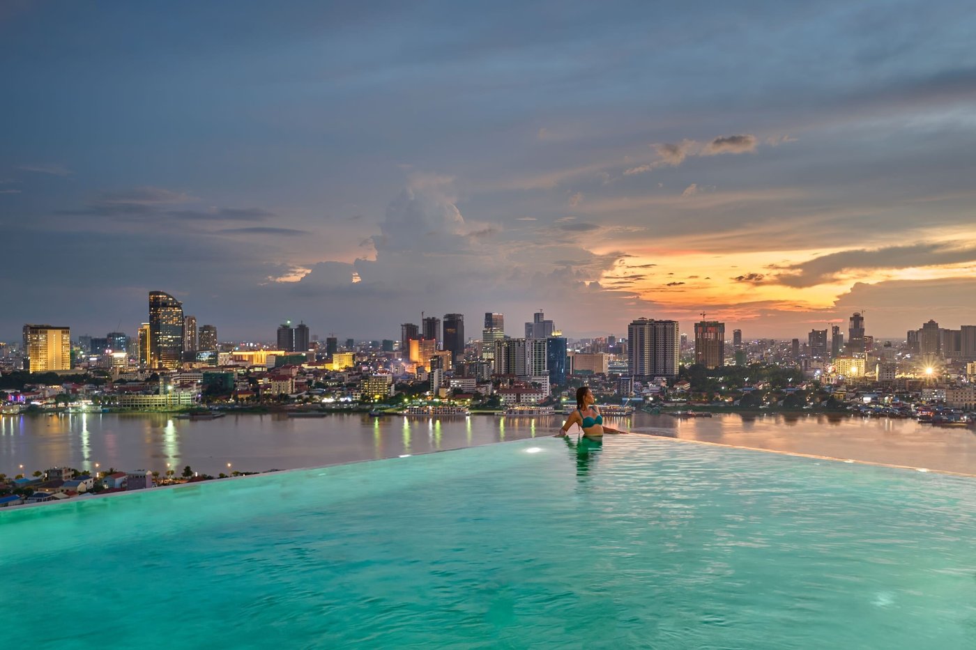 THE PENINSULA PHNOM PENH Updated 2024 Prices & Hotel Reviews (Cambodia)