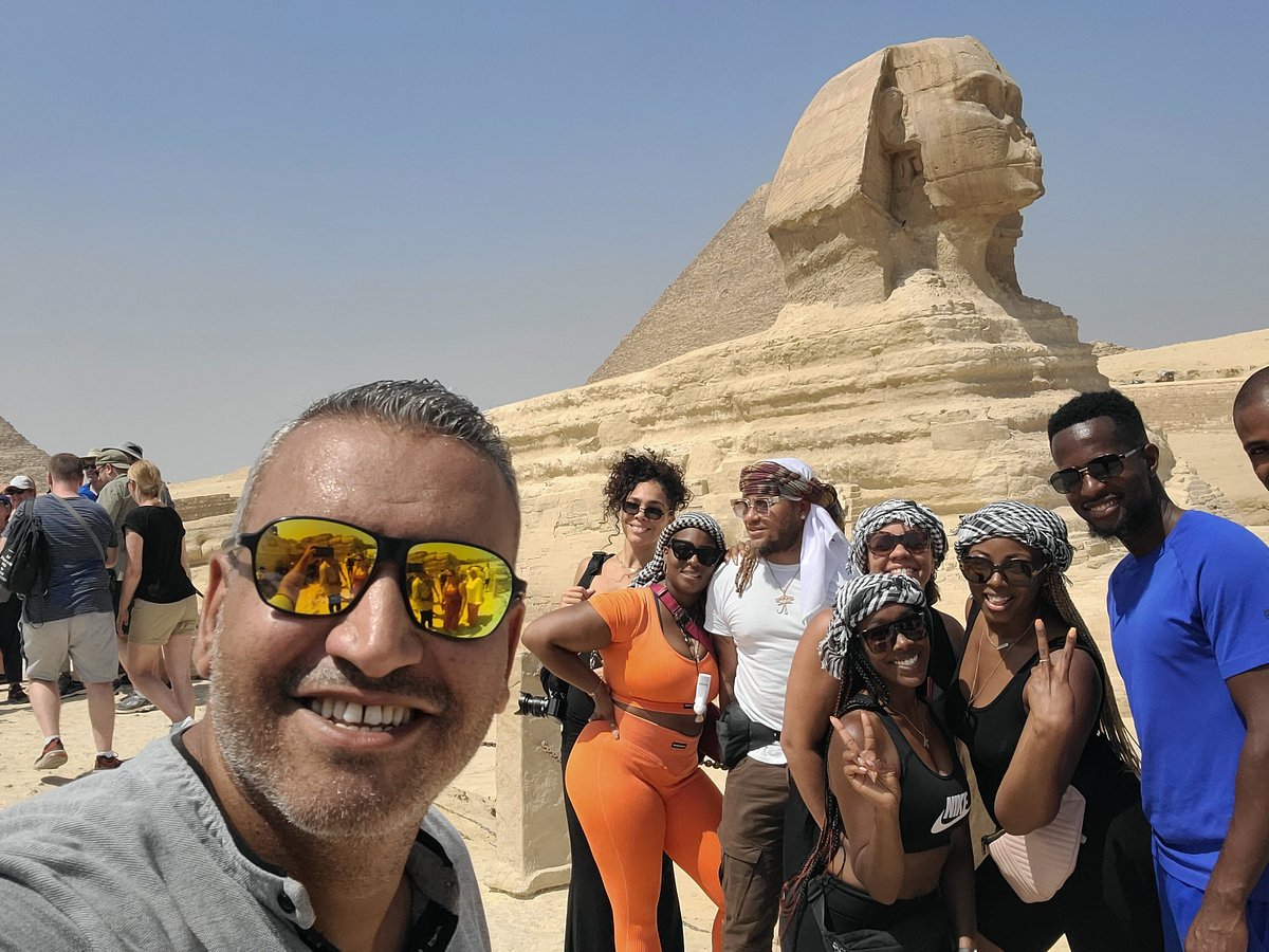 tour guide cairo