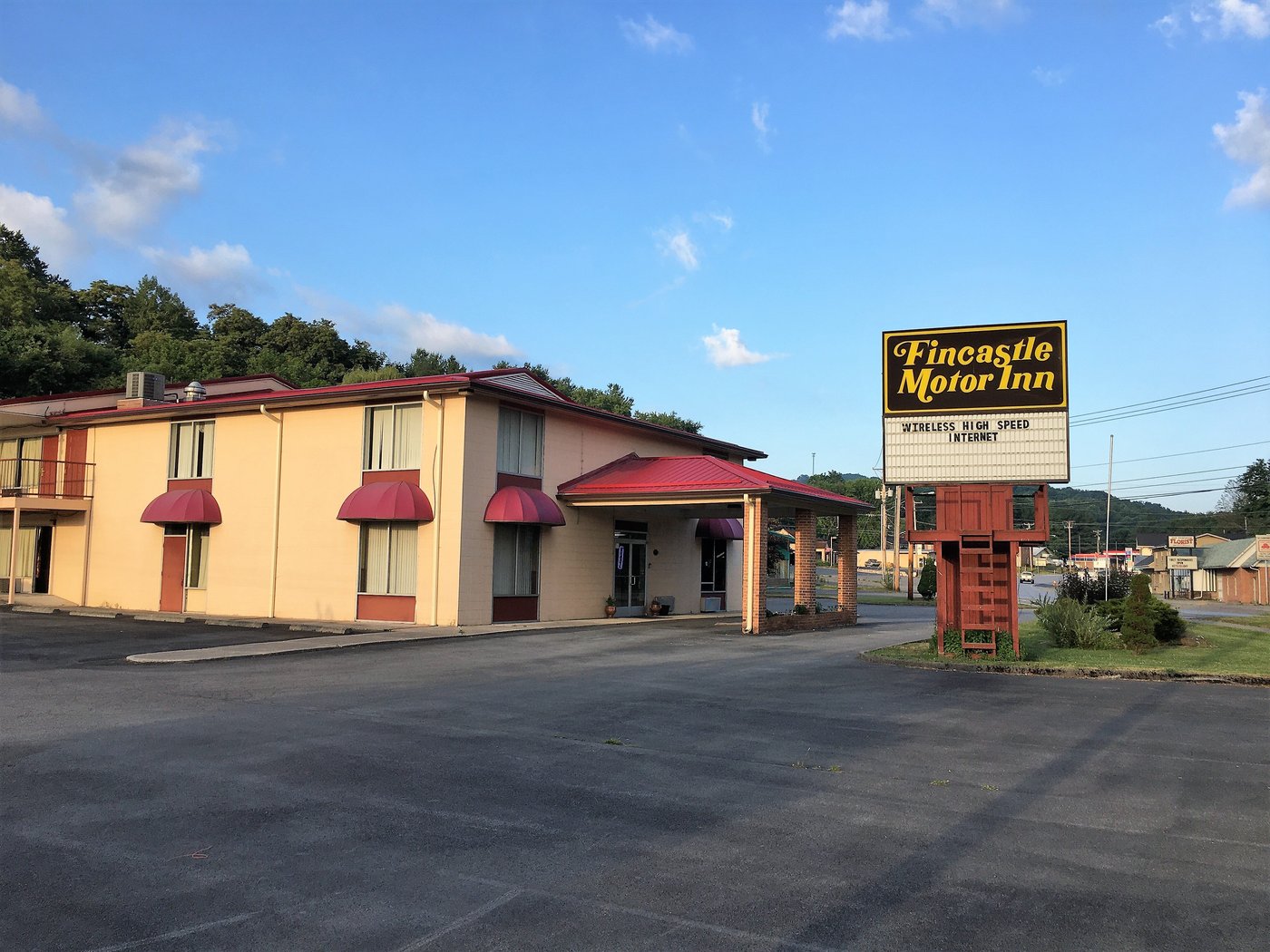 Fincastle Motor Inn (C?$?9?3?) C$88 photo