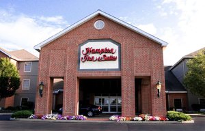 Hampton Inn & Suites Bethlehem in Bethlehem, image may contain: City