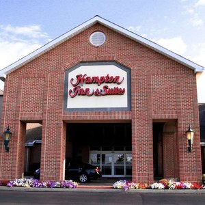 Hampton Inn & Suites Bethlehem in Bethlehem, image may contain: City