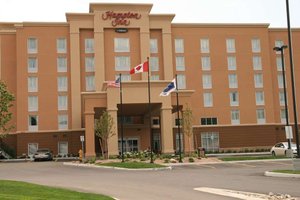 Hampton Inn by Hilton North Bay in North Bay, image may contain: Hotel, Office Building, City, Car