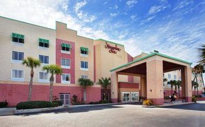 Hampton Inn Pensacola Beach in Pensacola Beach, image may contain: Hotel, Inn, Resort, City