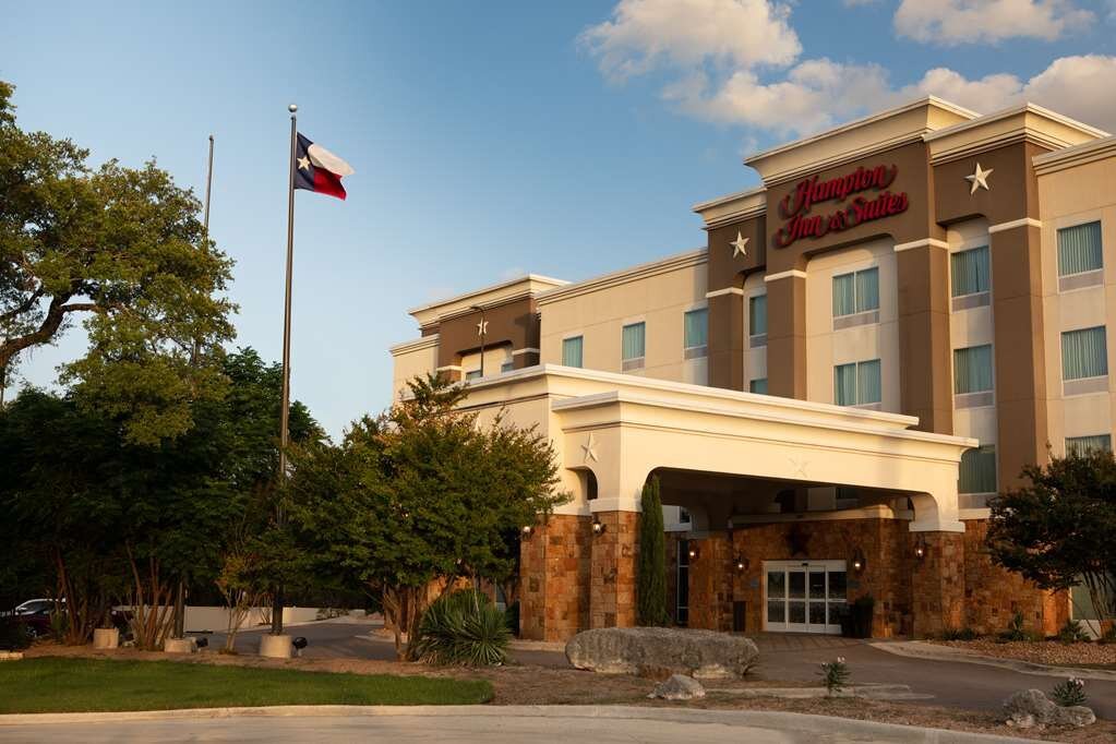 HAMPTON INN & SUITES BOERNE Updated 2022 Reviews (Texas)