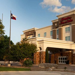 hotels in downtown boerne tx