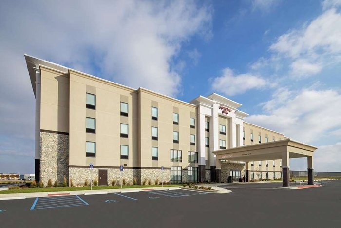 HAMPTON INN SIKESTON $152 ($̶1̶7̶0̶) - Prices & Hotel Reviews - MO